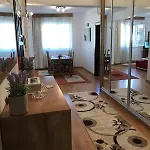 아파트 Rainbow 부쿠레슈티